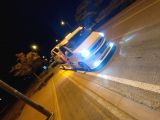 Temiz ekmek teknesi 
